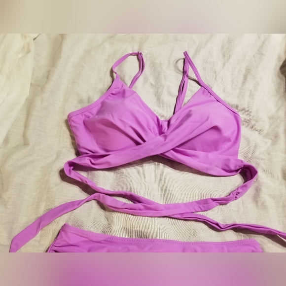 Lavender wrap around high waisted rauched swim size large - Picture 4 of 7